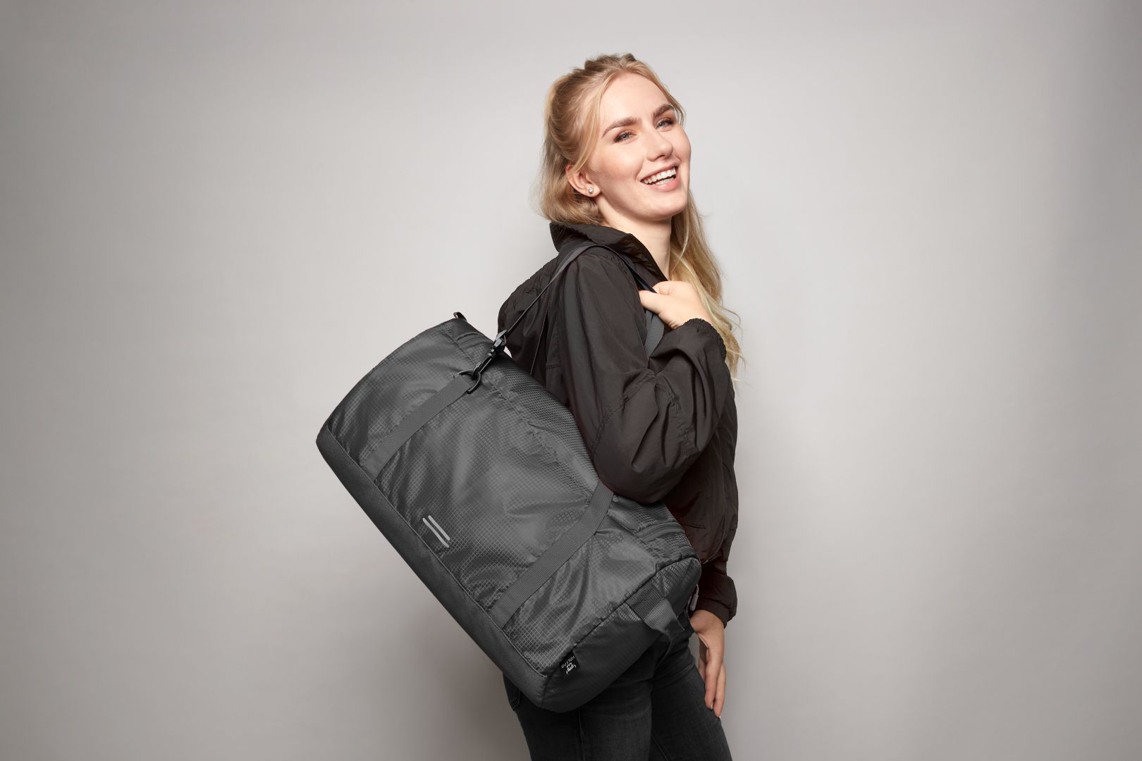 Outdoor Tasche als Werbemittel von Halfar