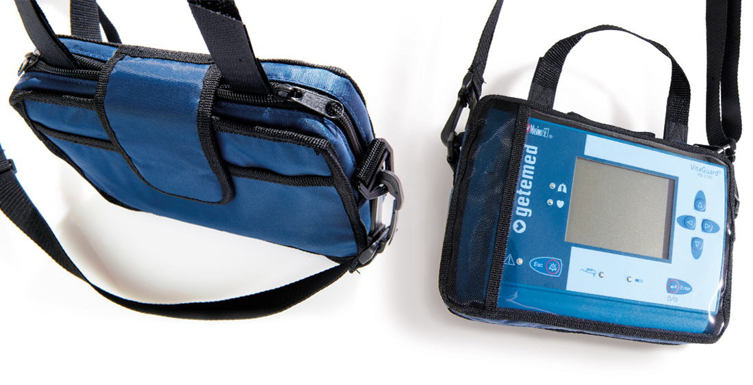 Zwei Gerätetaschen mit Vorderansicht und Rückseitenansicht