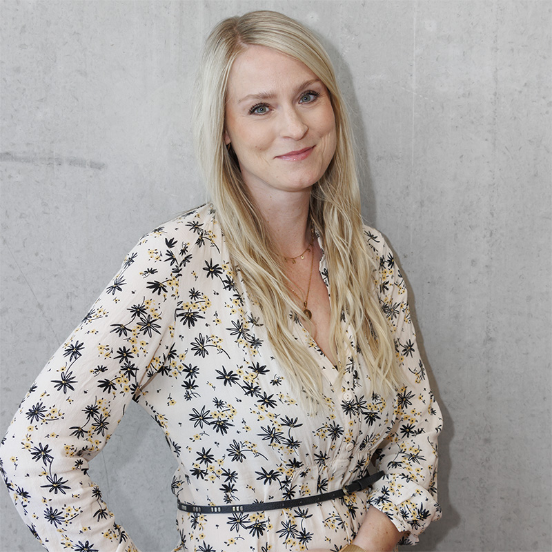 Anna-Lena Zimek Anna-Lena Zimek tätig im Vertrieb Werbetaschen PLZ 0-5 als Kundenbetreuerin