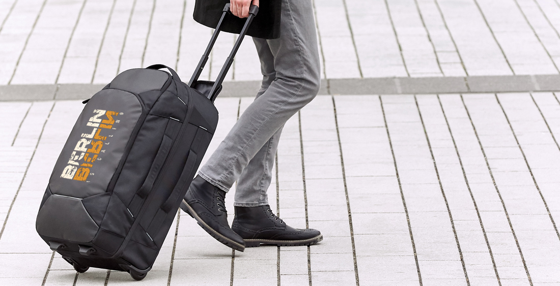 Trolley selbst gestalten präsentiert als ROLL-REISETASCHE HASHTAG